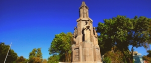Monumento a los Fundadores